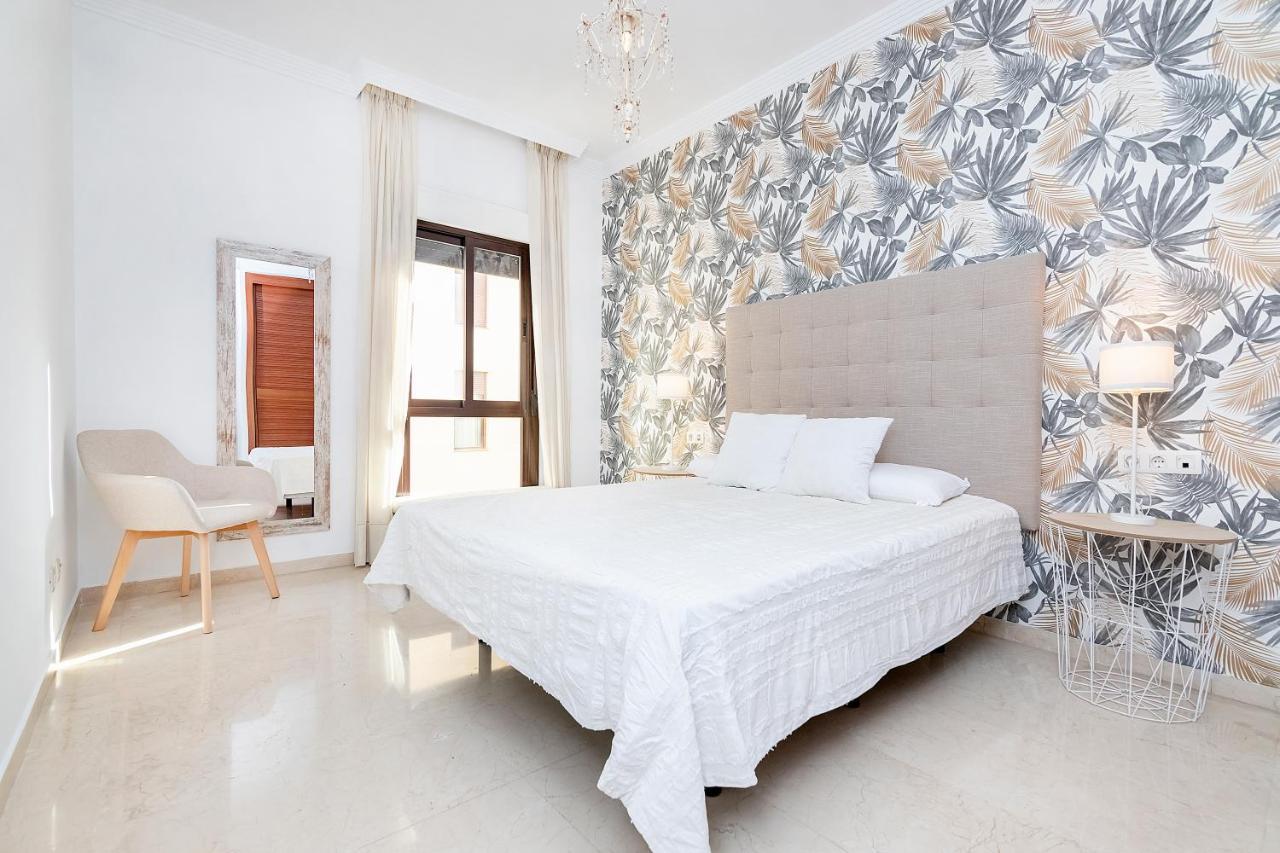 Bhost - Colon Apartamento Málaga Exterior foto